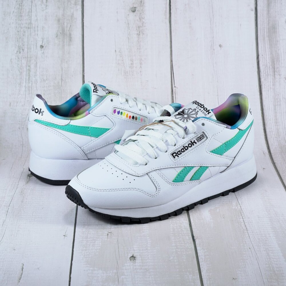 Reebok Unisex Classic Leather Sneaker Size 8 Women/6.5 Men